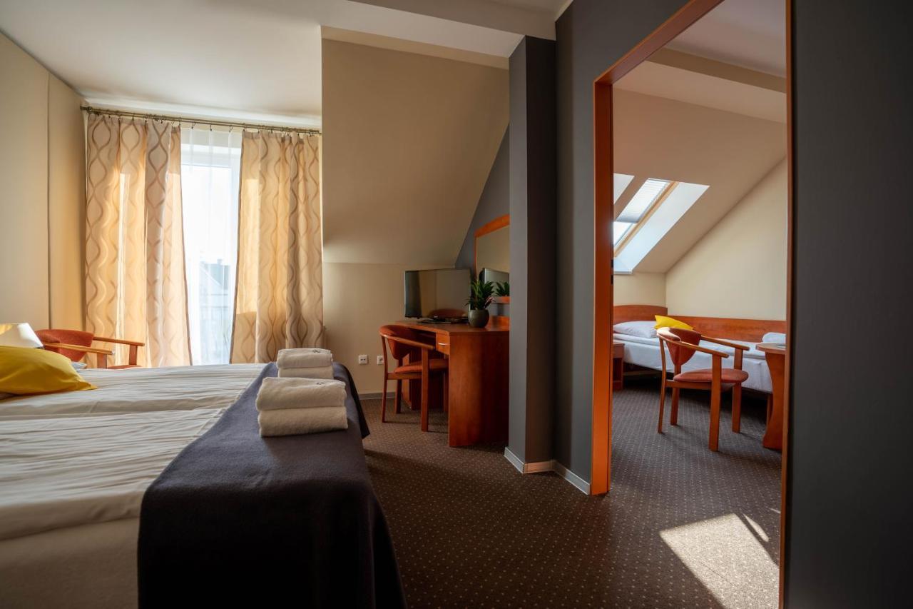 Отель Tramontana Family & Wellness Дарлувко Экстерьер фото